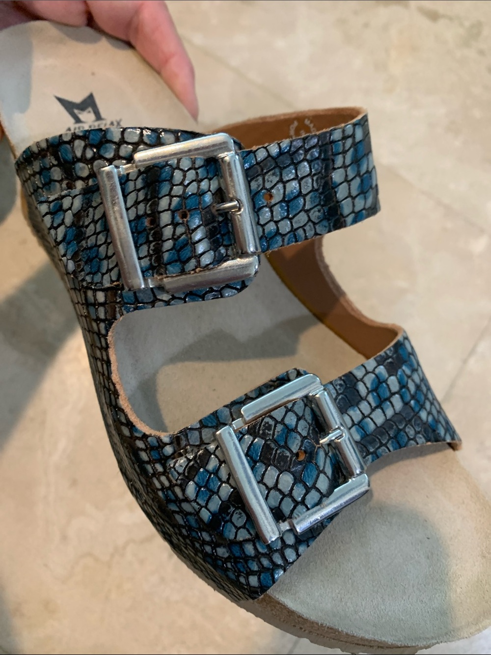 Mephisto Lenia wedge slide sandals in a blue snakeskin-printed leather. Size 39